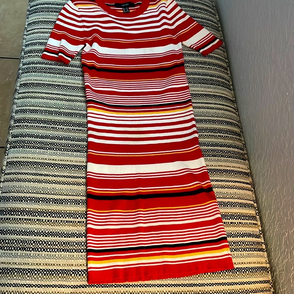 Sweater dress from forever 21,worn once has stretch.
